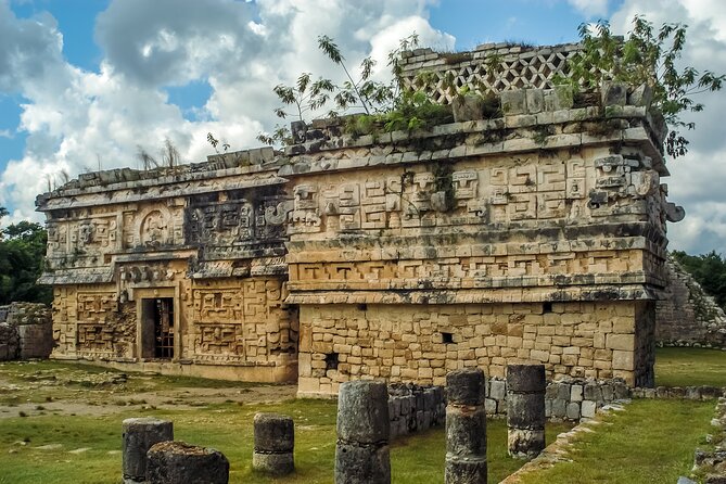 Chichen Itza: Self-Guided Tour with Audio Narration & Map - The Ceremonial Core: Ball Court, Skull Rack, and Public Platforms