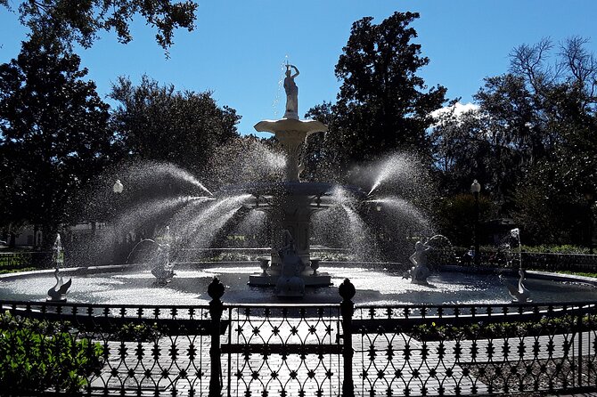 Chippewa Square to Forsyth Park: A Self-Guided Audio Tour of Savannah - Colonial Park Cemetery + St. John the Baptist + Lafayette Square