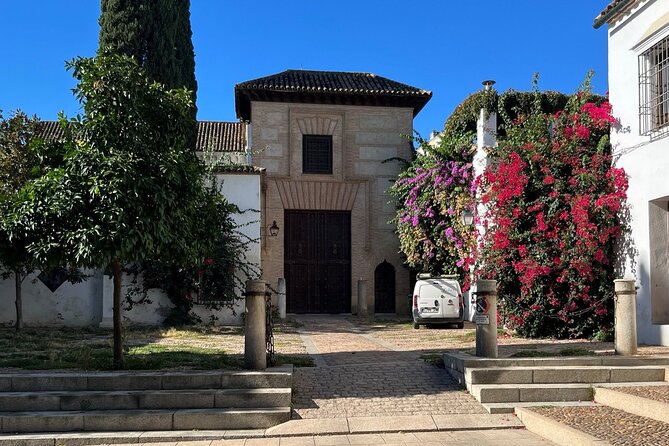 City of Caliphs: A Self-Guided Walking Tour of Córdoba’s History - Roman traces at the Roman Temple