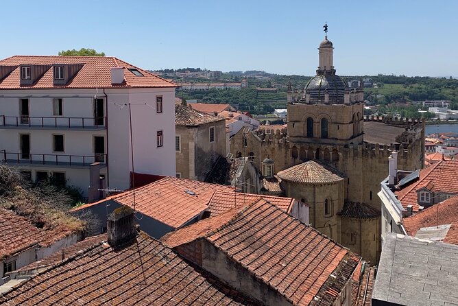 Coimbra Scavenger Hunt and Sights Self-Guided Tour - School Palace: When the Clues Take You Into the University-Era Mood