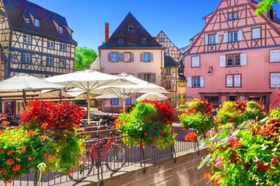 Colmar Scavenger Hunt and Highlights Self Guided Audio Tour - Starting point: St Martin’s Church sets you up best