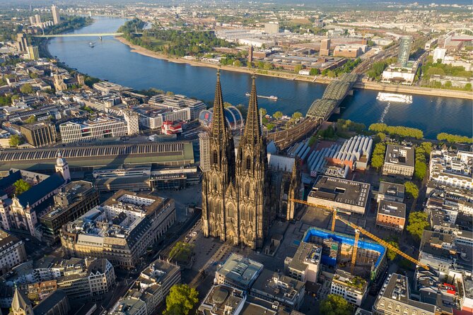Cologne Scavenger Hunt and Highlights Self Guided Audio Tour - The route, stop by stop: where the puzzles actually pull your attention