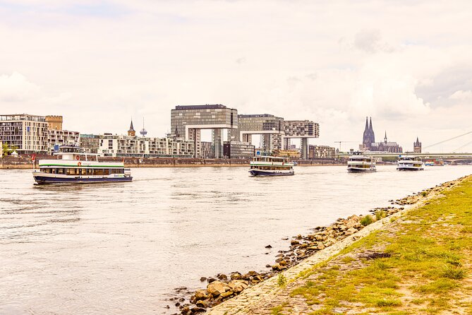 Cologne skyline tour with audio guide 90 minutes - Why This 90-Minute Rhine Skyline Tour Works So Well