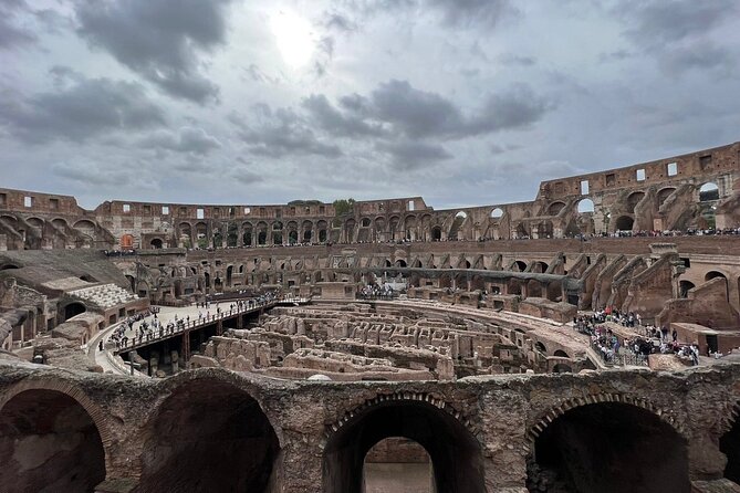 Colosseum Arena with an Audio Guide App - Stop 3: Palatine Hill excavations and the gladiator-era connection