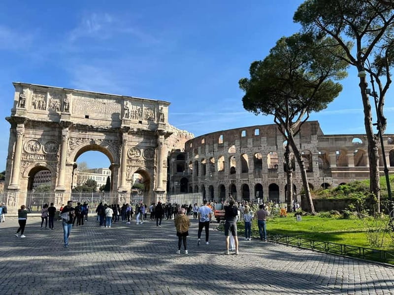 Colosseum Express Guided Tour / Forum & Palatine Audioguide - Inside the Colosseum: a guided hit of the big stories