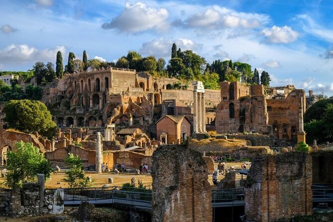Colosseum, Palatine hill and Roman forum Access with audio guide - Roman Forum and Fori Imperiali: Where the Pieces Start Fitting