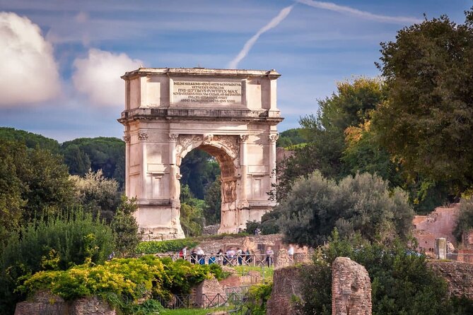 Colosseum, Palatine Hills & Roman Forum Ticket with Audio Guide - The Audio App and E-Book: The Best Way to Stay Oriented