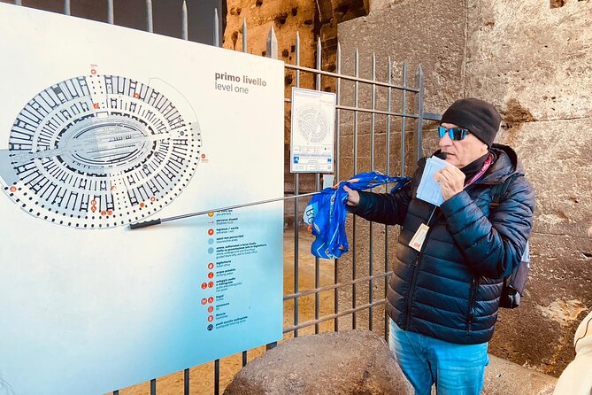 Colosseum, Roman Forum, Palatine Guided Tour or AudioGuide Option - Roman Forum: daily life, Julio Caesar’s tomb, and close-up ruins