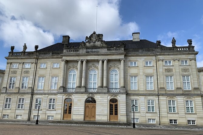 Copenhagen's Royal History: A Self-Guided Walking Tour - Amaliehaven and the Amalienborg finish: where the royal vibe peaks
