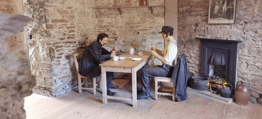 Cork: City Gaol Tour with Audio Guide - How the exhibits explain daily routines of inmates and wardens