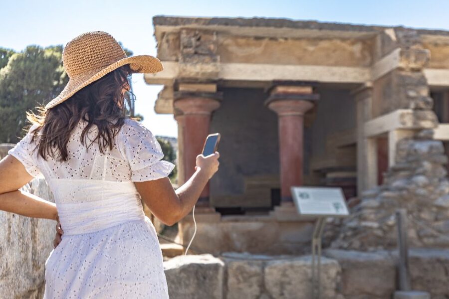 Crete: Palace of Knossos E-Ticket and Audio Guide - Optional add-ons: when Heraklion and Phaistos audio can be worth it