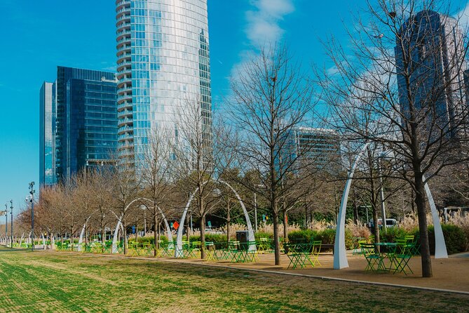 Dallas JFK Assassination Self-Guided Audio Driving Tour - Stop 1: Turtle Creek Park and the motorcade wave moment