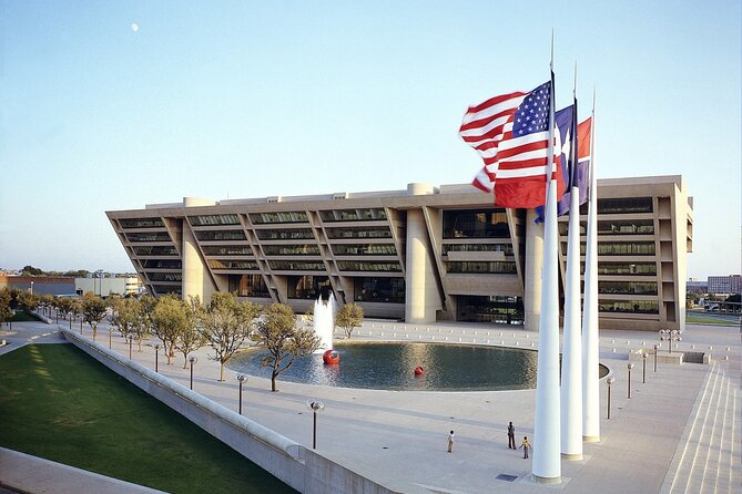 Dallas Scavenger Hunt & Self-Guided Tour - John F. Kennedy Memorial Plaza: photo tasks add energy to the finish