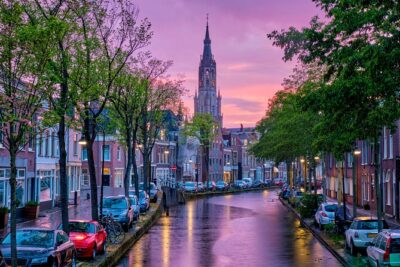Delft: City Walk with Audio Guide in 7 Languages on your Phone - Beestenmarkt: where cattle markets once ruled the square