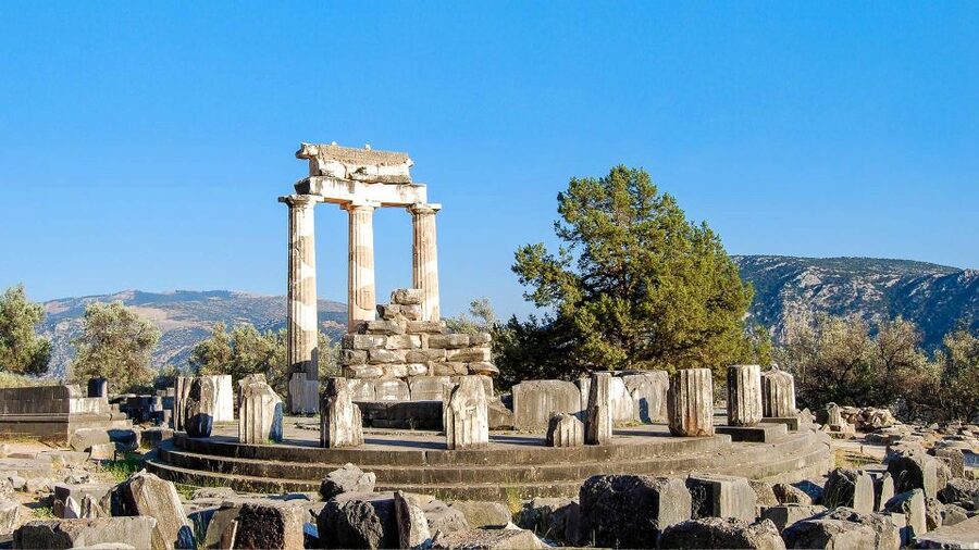Delphi Self-Guided Tour with 3D Models & Audio (No Ticket) - Charioteer of Delphi and Sphinx of Naxos: Art You Can Picture