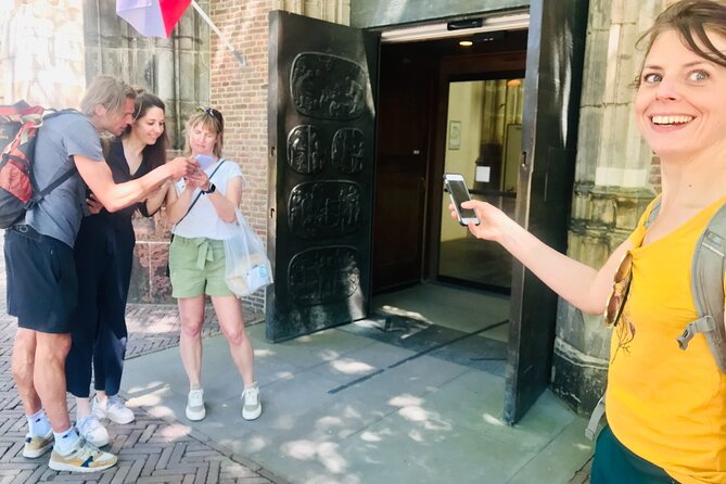 Discover Haarlem with a self-guided Outside Escape city game tour - Starting at Haarlem Station: fast to begin, easy to orient