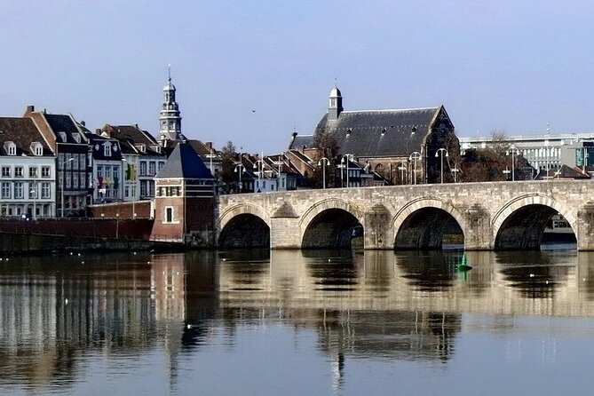 Discover Maastricht with a self-guided Outside Escape city game - Starting at Wycker Brugstraat and crossing Sint Servaasbrug