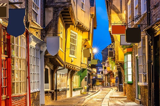 Discover the Best of York with 3 Self-Guided Audio Tours - Three walks, three moods: battlements, medieval streets, and haunted York
