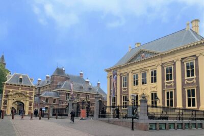 Discover The Hague with a self-guided Outside Escape city tour - Where you start and why the route matters