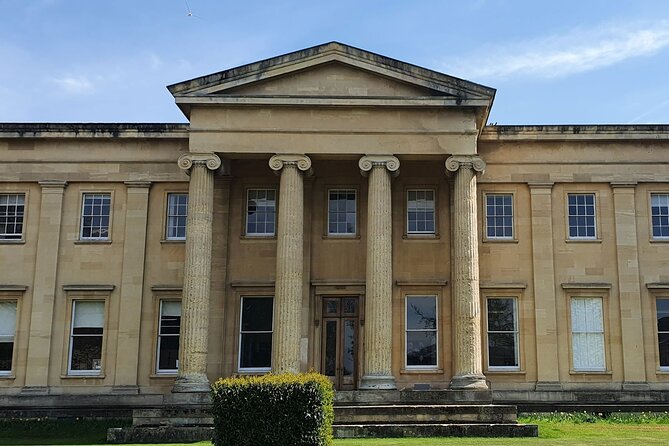 Discovering Cheltenham: A Self-Guided Audio Tour - The walk through Cheltenham’s churchyard and Georgian showpieces