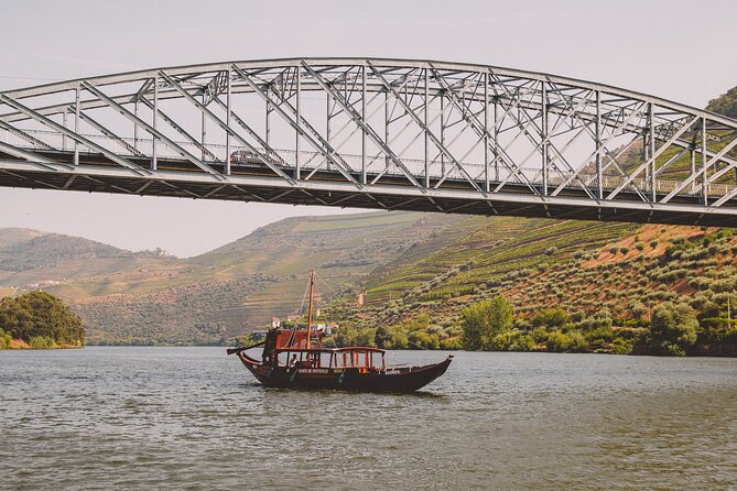 Douro Valley: Rabelo Boat Tour with Port Wine & Audio Guide - The 5-Language Audio Guide: How It Helps You See More Than Scenery