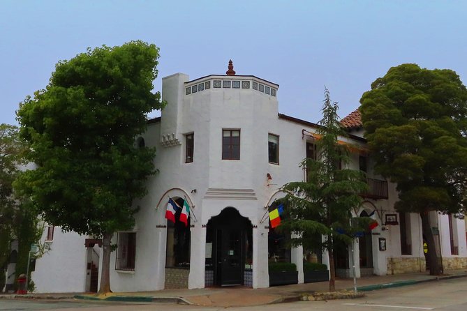 Downtown Carmel-by-the-Sea: A Self-Guided Audio Tour - Galleries and icons: Dawson Cole Fine Art, the Weston Gallery, and the library
