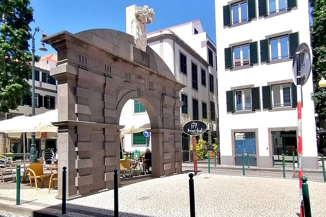Downtown Funchal: A Self-Guided Audio Tour Through the Old City - Start Outside the CR7 Museum and Let the Old City Find You