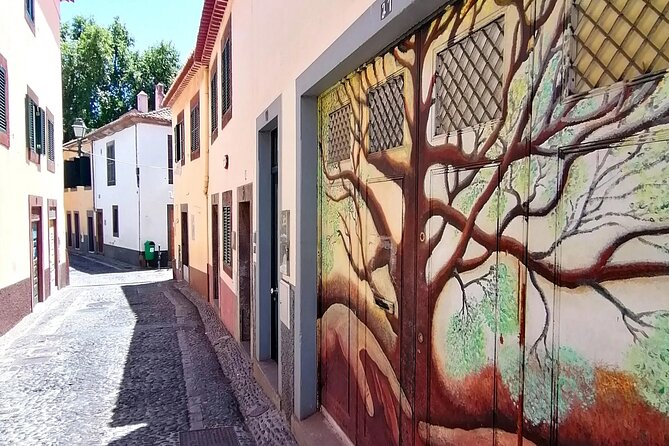 Downtown Funchal: A Self-Guided Audio Tour Through the Old City - Quick Practical Notes Before You Hit Av. Zarco
