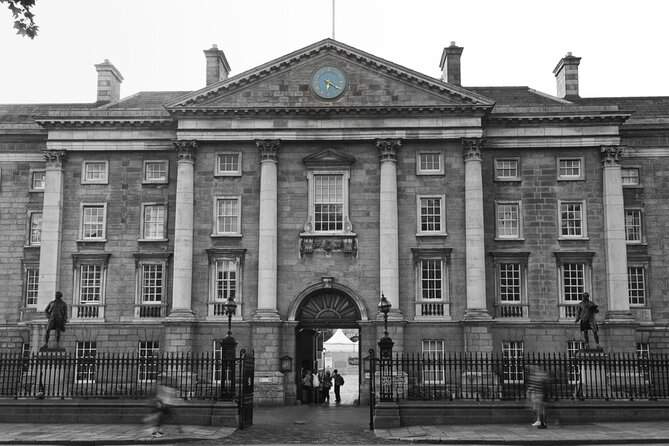 Dublin Ghost Hunt Exploration Game and Tour - How the Dublin Ghost Hunt feels in real life