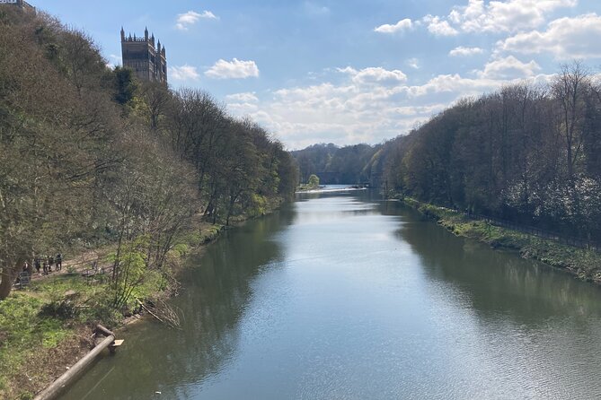 Durham’s Landmarks and Legends: A Self-Guided Audio Tour - Framwellgate Bridge: the easy win view of Durham Castle