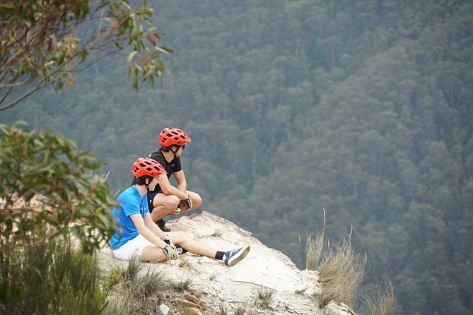 E-bike (electric) - Blue Mountains - Hanging Rock - SELF-GUIDED Hire Service - Baltzer Lookout: when the ridgeline payoff hits