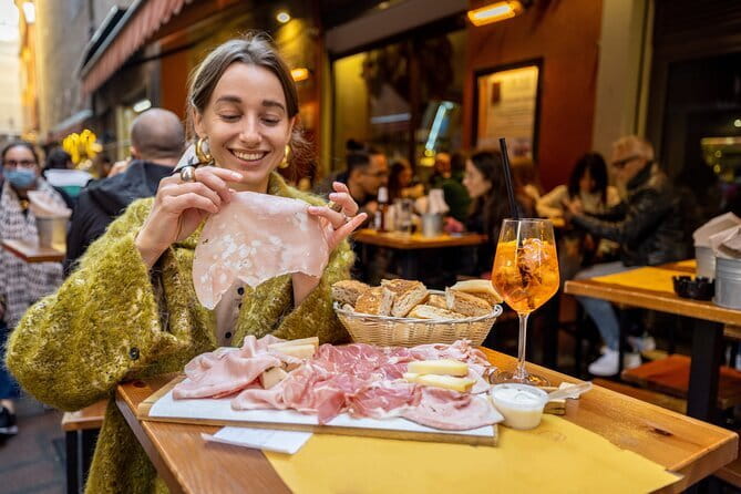 E-bike Tuscany and Chianti Self-Guided Tour with Vineyard Visit - Food and wine options: plan your energy, not just your appetite