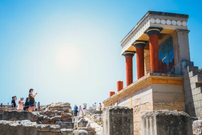 E-Ticket & Audio Tour for Knossos Palace: Unlock Minoan Majesty - Throne Room: a replica you’ll want to listen to closely