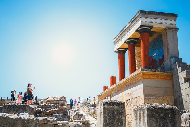 E-Ticket & Audio Tour for Knossos Palace: Unlock Minoan Majesty - Throne Room: a replica you’ll want to listen to closely