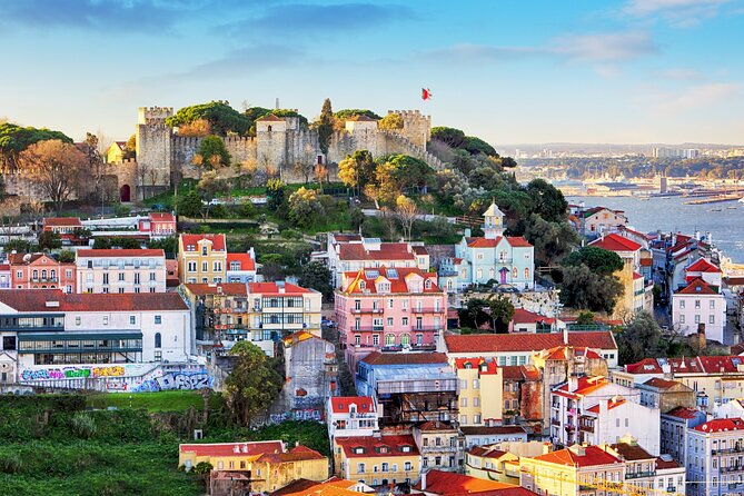 E-ticket to St. George with Audio Tour and Lisbon City Audio Tour - What to Do at Castelo de São Jorge: Arco do Castelo to Views