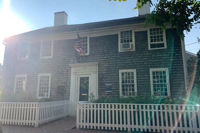 Edgartown Martha’s Vineyard Self-Guided (GPS) Audio Walking Tour - Jaws filming location: movie trivia with a sense of place