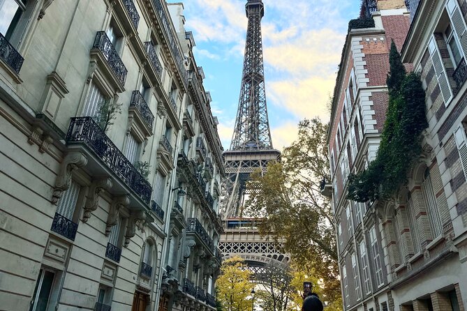 Eiffel Tower Entry with Audio Guide & Summit Upgrade - Your phone audioguide: practical, and worth using on the spot