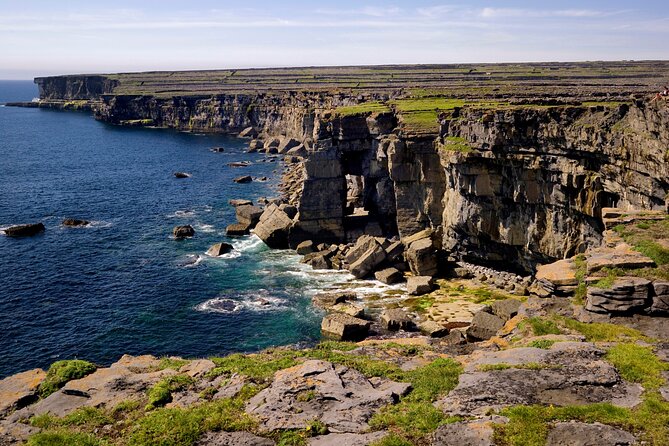 Electric biking on Inishmore island. Aran island. Self-guided. Full day. - Dún Aonghasa and the ancient forts: your best bet for a morning focus