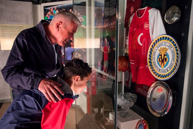 Emirates Stadium and Arsenal Museum Entrance Ticket Including Audio Guide - The Self-Guided Audio Tour: What You Get From the Earphones
