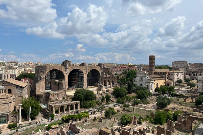 Entrance Tickets Colosseum, Roman Forum, Palatine with Audioguide - Using the English Audio Guide Like a Pro