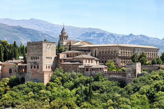 Entrance to the Alhambra and Generalife with Audio Guide - Key Things to Know Before You Go
