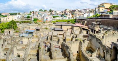 Ercolano: Herculaneum Entry Ticket with Optional Audio Guide - Ticket Choices: digital audio app vs physical audio device