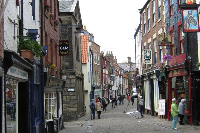 Essential Whitby: Discover the town’s legends on a self-guided audio tour - Captain Cook Memorial Museum and a Small Reality Check