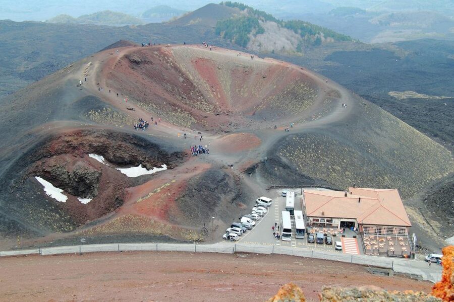 Etna by Panoramic Bus, Audioguide 9 languages, from Catania - Rifugio Sapienza: your main block of time at ~2000m