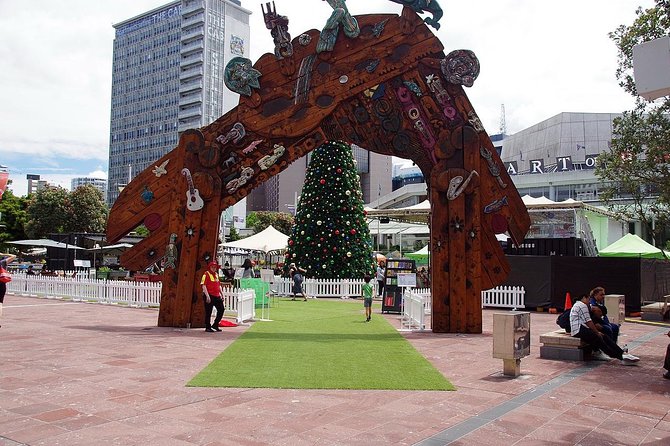 Explore Auckland: Self Guided Audio Tour - Aotea Square and the Sir Dove-Myer Robinson Story in Public View