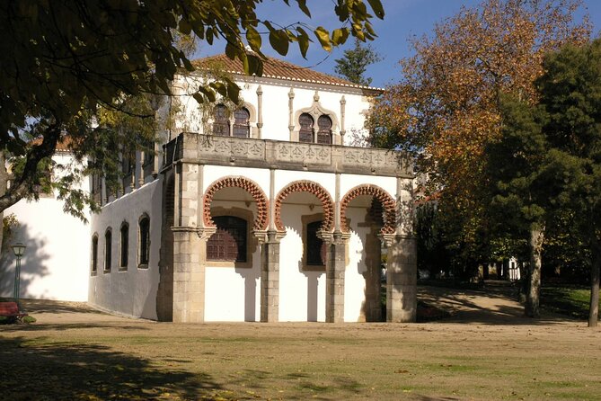 Explore the Highlights of Evora: Self-Guided GPS and Audio Tour - Banco de Portugal: an impressive facade with a former prison past
