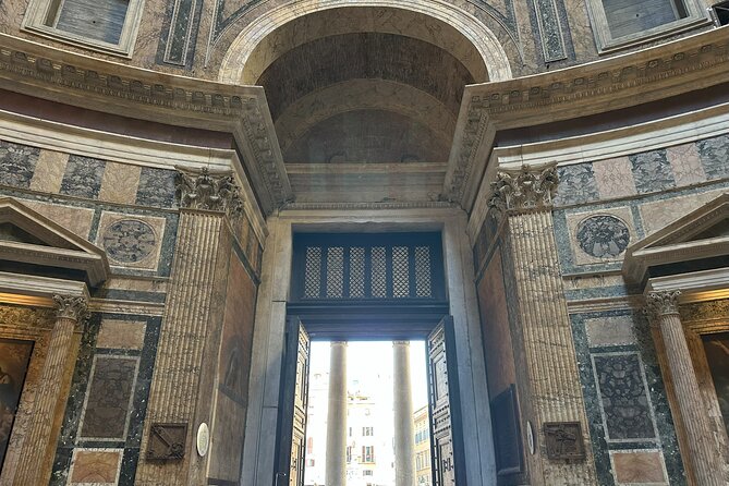 Fast Track Ticket in Pantheon (Rome) with Audio Guide - Fast-track entry at the Pantheon: what you’re really buying