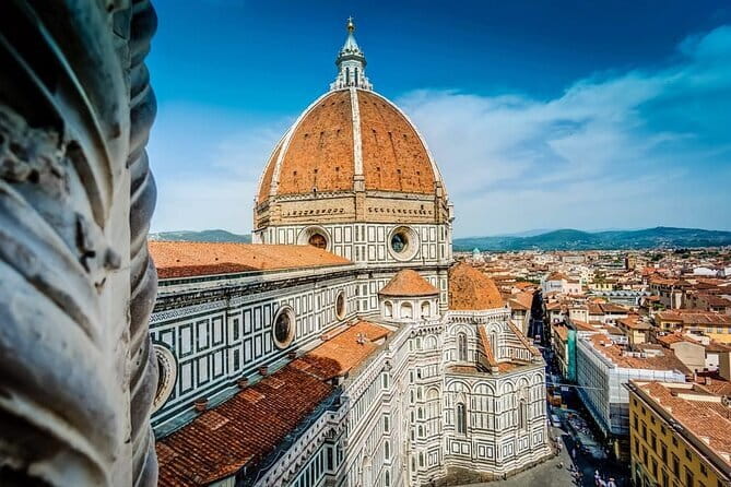 Florence Duomo Cathedral with Host & Audio Guide (Interior Only) - Guided orientation at the start: why the host makes a difference