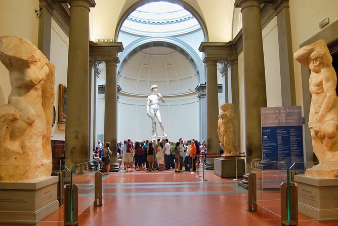 Florence: Duomo Panoramic Entry Experience with Audio Guide - Timing and the meeting point: how not to lose your slot