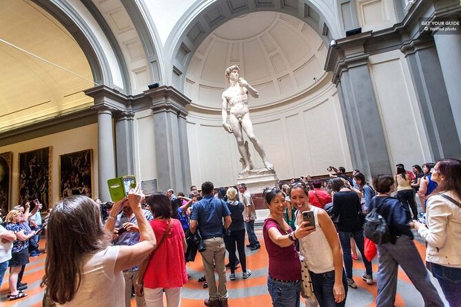 Florence: Duomo Panoramic Entry Experience with Audio Guide - What the experience is like on the ground